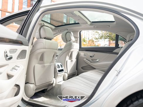 Used 2016 Mercedes-Benz S 550 Sedan image 21