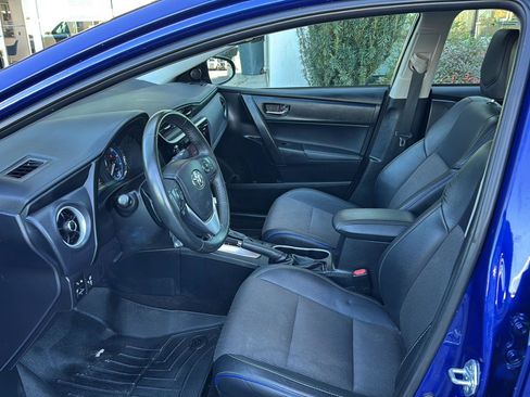 Used 2017 Toyota Corolla LE image 8