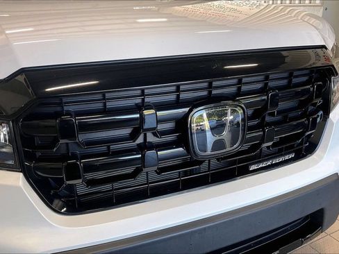 Used 2025 Honda Ridgeline Black Edition image 27