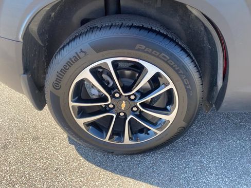 Certified 2024 Chevrolet TrailBlazer LT w/ Convenience Package FWD image 31