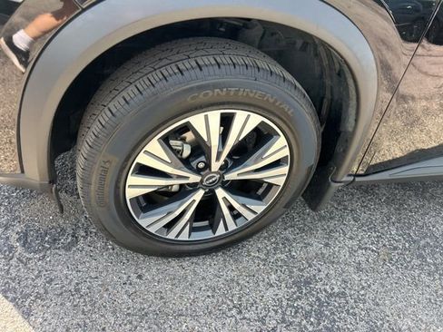 Used 2022 Nissan Rogue SV FWD image 10
