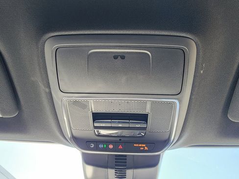 New 2026 Buick Enclave Avenir image 38