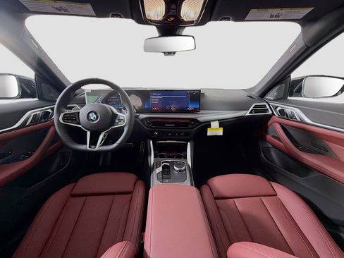 New 2026 BMW 430i xDrive w/ M Sport Package image 9