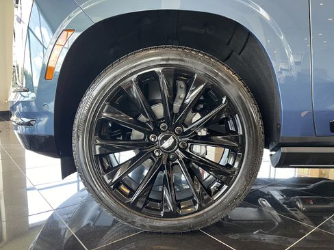 New 2026 Cadillac Escalade Sport w/ Touring Package AWD/4WD image 2