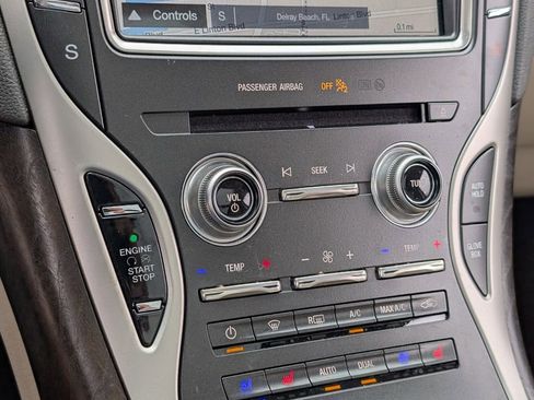 Certified 2019 Lincoln Nautilus Reserve image 22