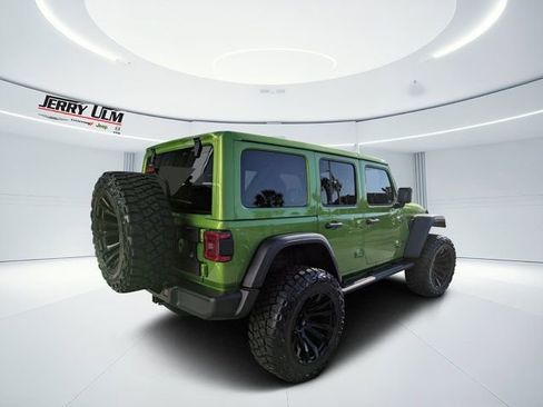 New 2026 Jeep Wrangler Unlimited Rubicon AWD/4WD image 3
