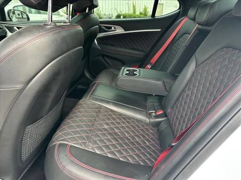 Used 2023 Genesis G70 3.3T w/ Sport Prestige Package RWD image 17