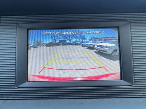 Used 2019 Hyundai Elantra SE image 15