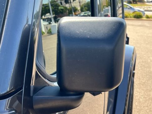 Used 2021 Jeep Wrangler Unlimited Sahara w/ Cold Weather Group AWD/4WD image 9