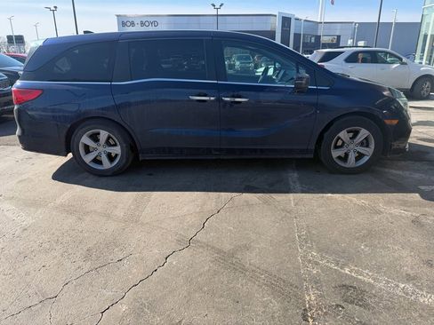 Used 2019 Honda Odyssey EX-L image 2