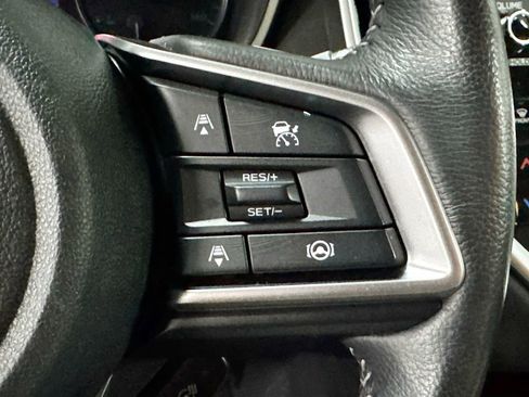 Certified 2023 Subaru Ascent Limited AWD/4WD image 9