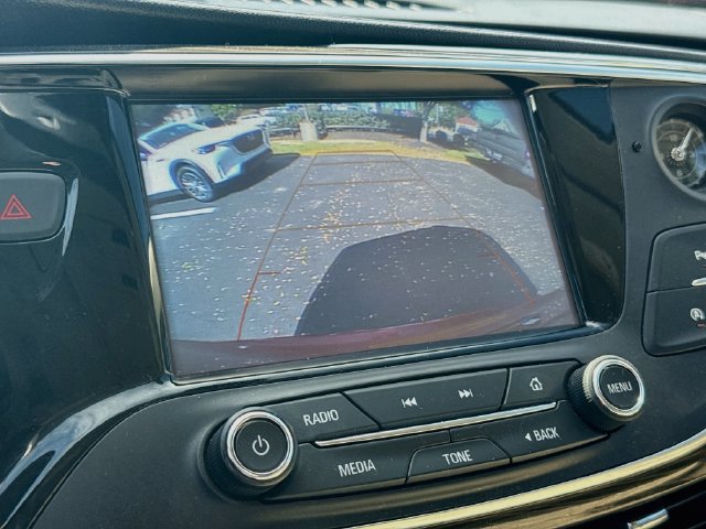 Used 2020 Buick Envision Essence FWD image 19