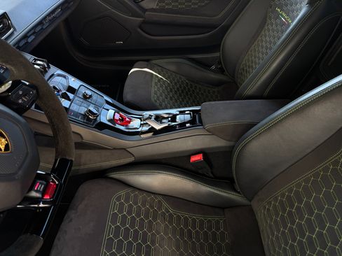 Used 2017 Lamborghini Huracan LP 610-4 image 20