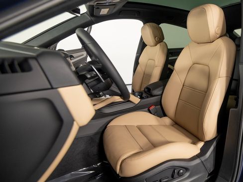 New 2026 Porsche Cayenne image 5