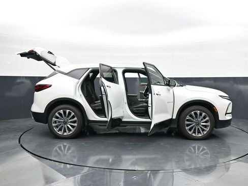 Used 2024 Chevrolet Blazer Premier w/ Driver Confidence II Package image 45