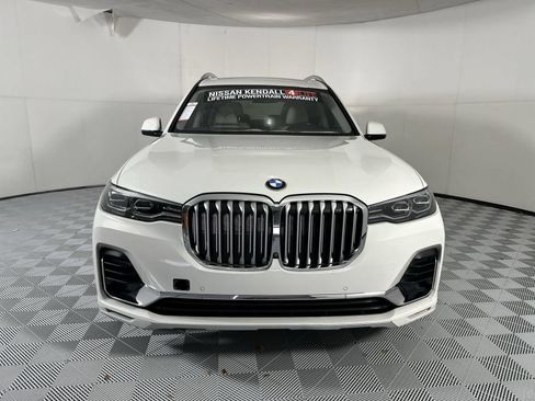 Used 2021 BMW X7 xDrive40i w/ Executive Package AWD/4WD image 3