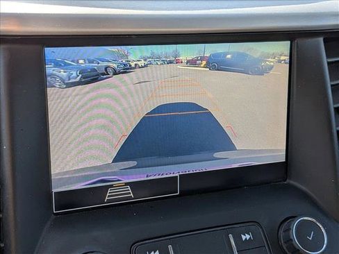 Used 2021 GMC Acadia SLE w/ Driver Convenience Package image 14