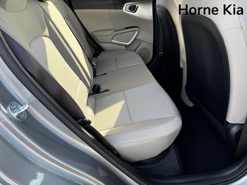 Certified 2022 Kia Soul LX image 28