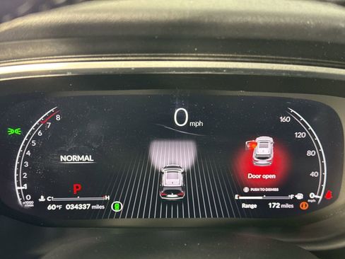 Certified 2023 Acura MDX SH-AWD w/ Technology Package image 16