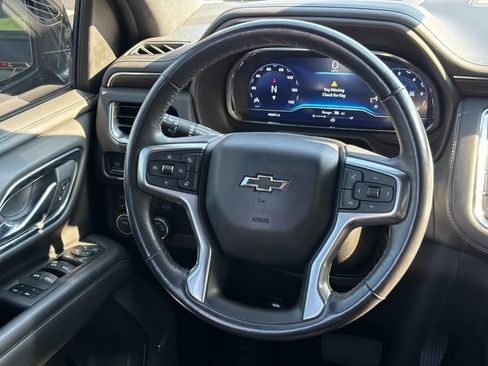 Certified 2022 Chevrolet Tahoe Z71 w/ Luxury Package AWD/4WD image 13