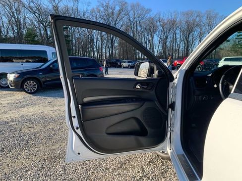 Certified 2024 Dodge Durango GT w/ Blacktop Package image 18