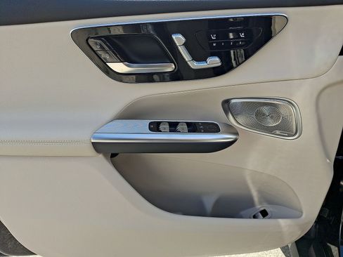 New 2026 Mercedes-Benz GLC 300 4MATIC image 8