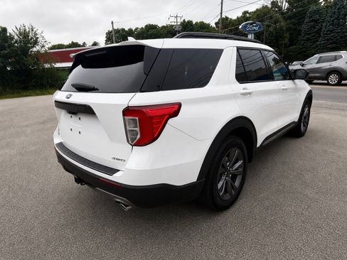 Used 2023 Ford Explorer XLT w/ Equipment Group 202A AWD/4WD image 7