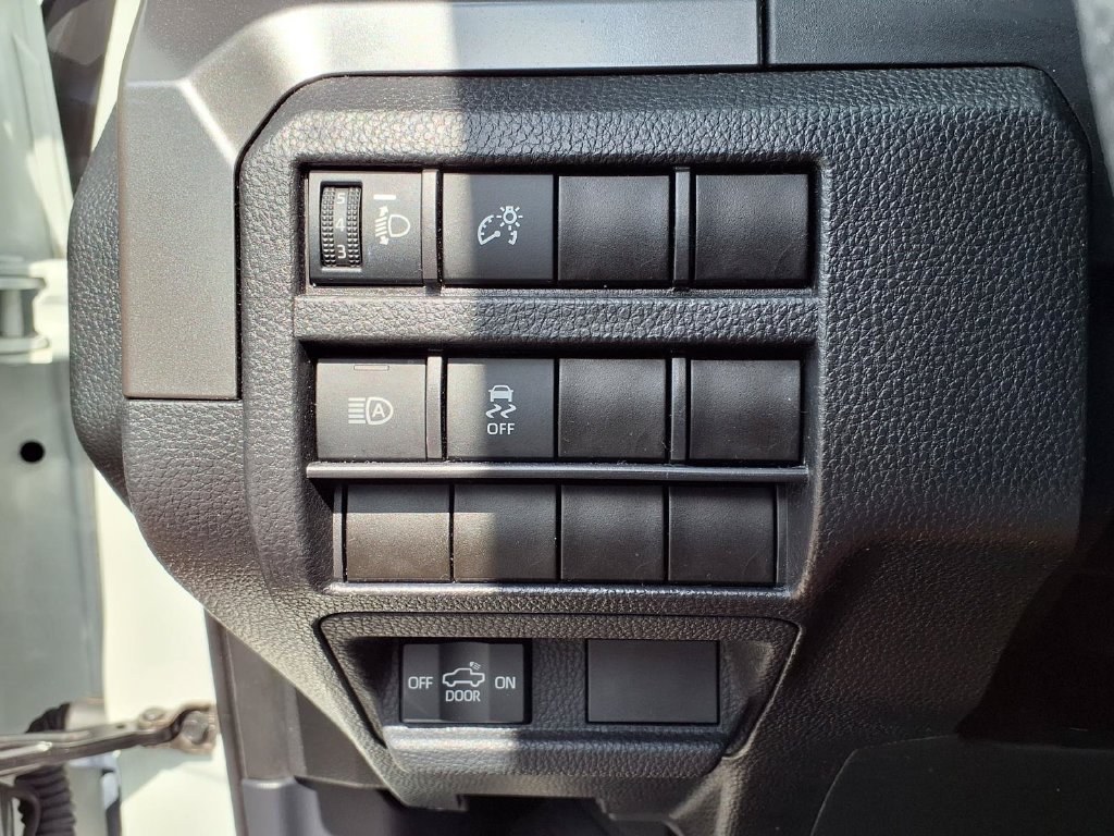 Used 2024 Toyota Tacoma TRD Sport RWD image 29