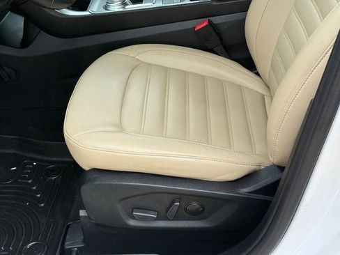 Used 2022 Ford Edge SEL w/ Convenience Package AWD/4WD image 18