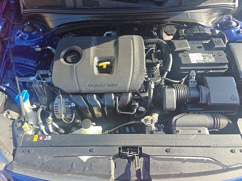 Used 2020 Kia Forte LXS FWD image 12