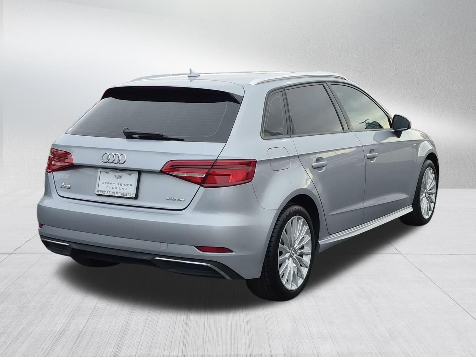 Used 2017 Audi A3 e-tron Premium FWD image 5