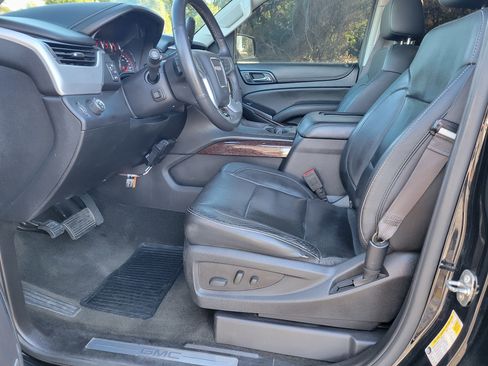 Certified 2016 GMC Yukon SLT image 33