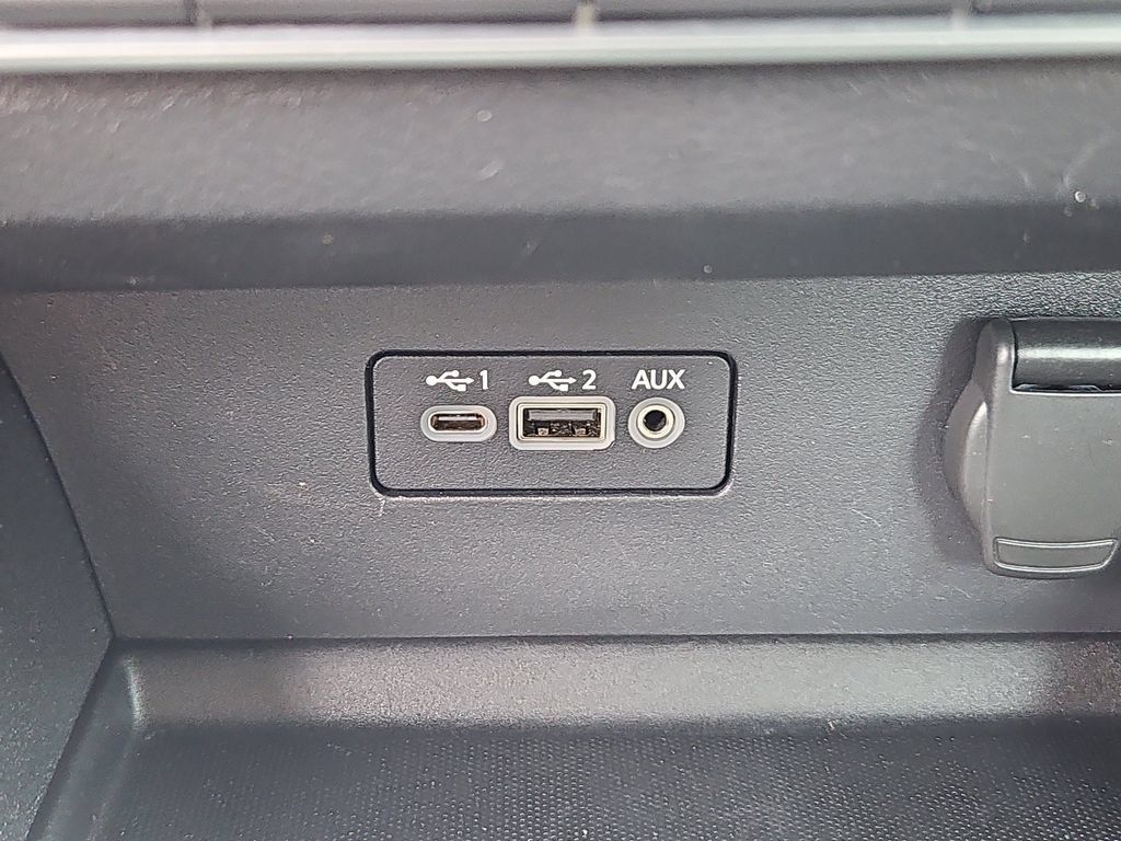Used 2021 Nissan Altima 2.5 SR FWD image 10