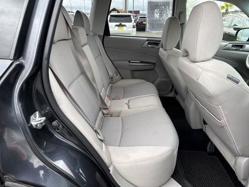 Used 2012 Subaru Forester 2.5X Premium w/ Popular Pkg 2 image 12