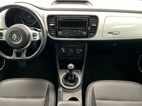 Used 2014 Volkswagen Beetle 1.8T image 13
