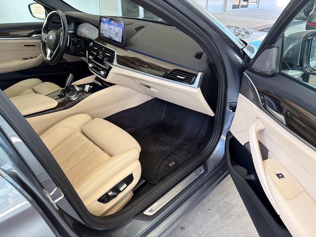 Used 2021 BMW 540i xDrive w/ Premium Package AWD/4WD image 25