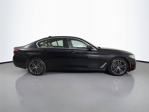 Used 2023 BMW 530i w/ Premium Package RWD image 5