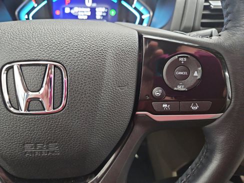 Used 2023 Honda Odyssey Elite image 11