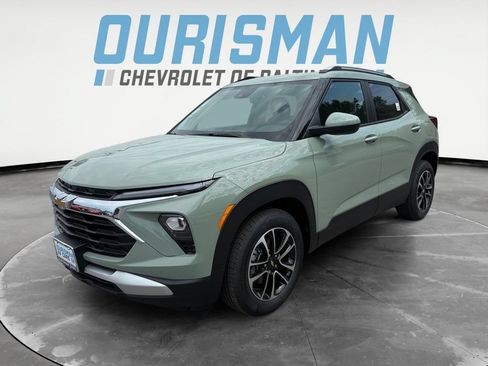 New 2026 Chevrolet TrailBlazer LT w/ Convenience Package FWD image 2