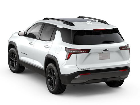 New 2026 Chevrolet Equinox LT w/ Convenience Package II FWD image 2