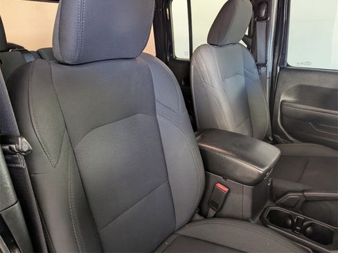 Certified 2022 Jeep Wrangler Unlimited Sport image 33