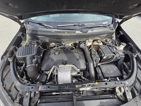 Used 2018 Chevrolet Equinox LT w/ Sun & Infotainment Package image 30