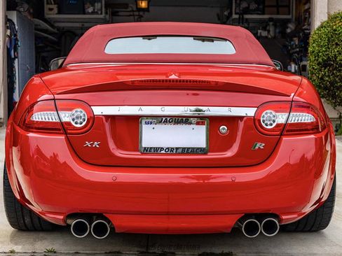 Used 2010 Jaguar XKR R RWD image 18