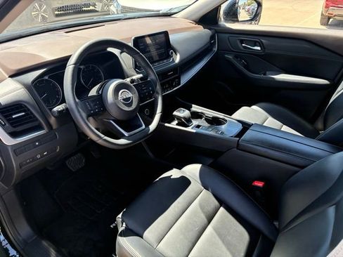 Certified 2023 Nissan Rogue SV w/ SV Premium B Package image 11