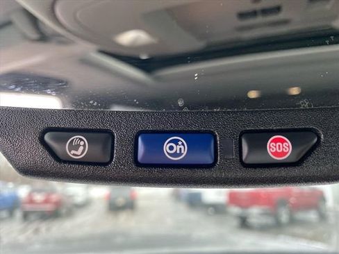 Used 2017 GMC Sierra 3500 Denali image 17