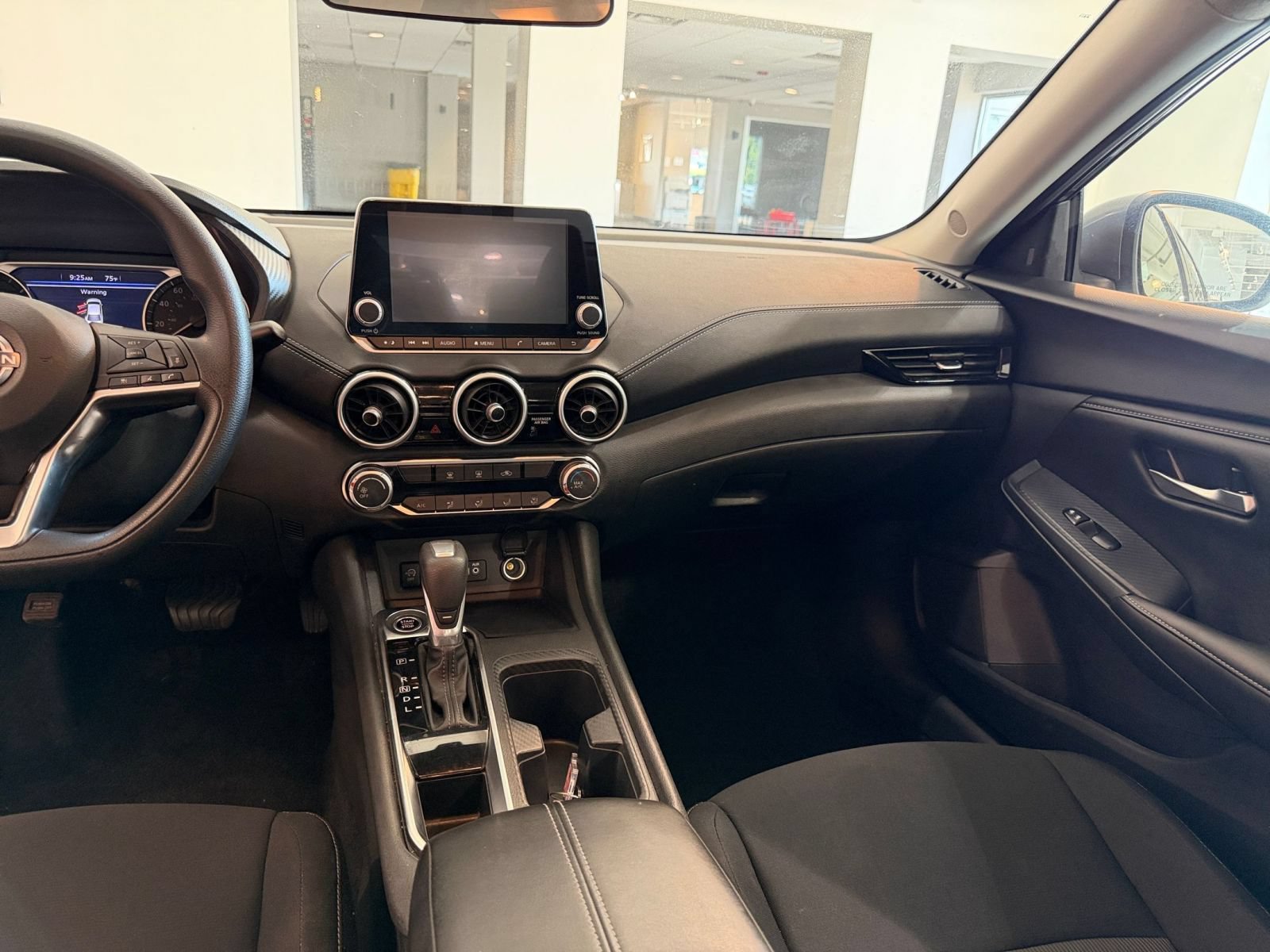 Used 2025 Nissan Sentra SV FWD image 33