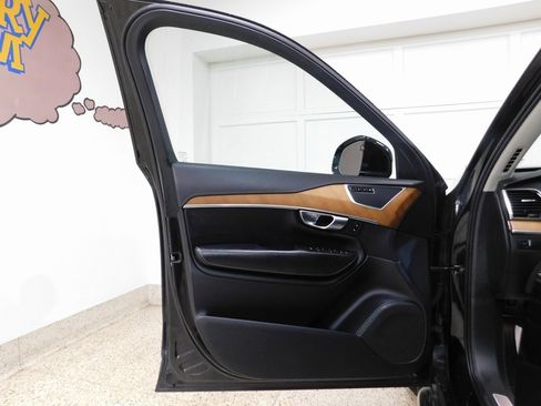 Used 2019 Volvo XC90 T6 Inscription image 28