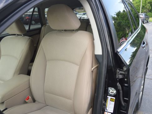 Used 2015 Subaru Outback 2.5i Premium AWD/4WD image 16