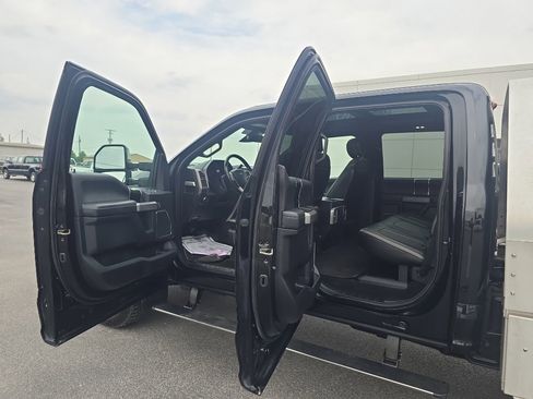 Used 2018 Ford F250 Platinum w/ Platinum Ultimate Package AWD/4WD image 15