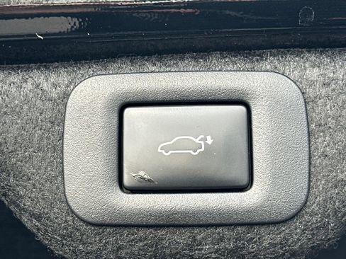 Used 2024 Lexus ES 350 w/ Premium Package image 32